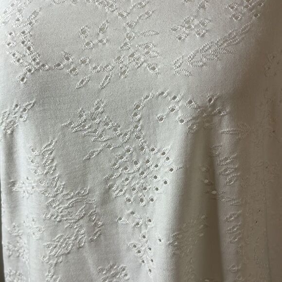 W5 white flutter sleeve gathered shoulder open weave top stretchy fabric size M - Picture 4 of 10